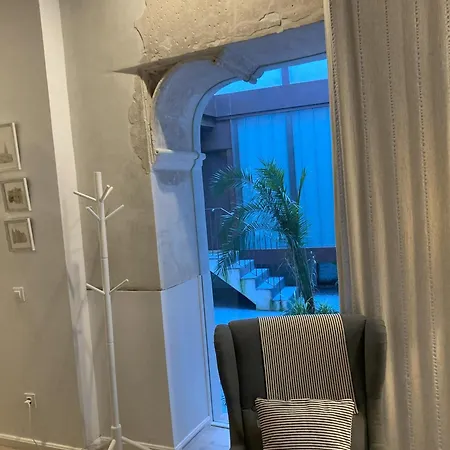 Sacramento, Muy Cerca De La Catedral * Toledo